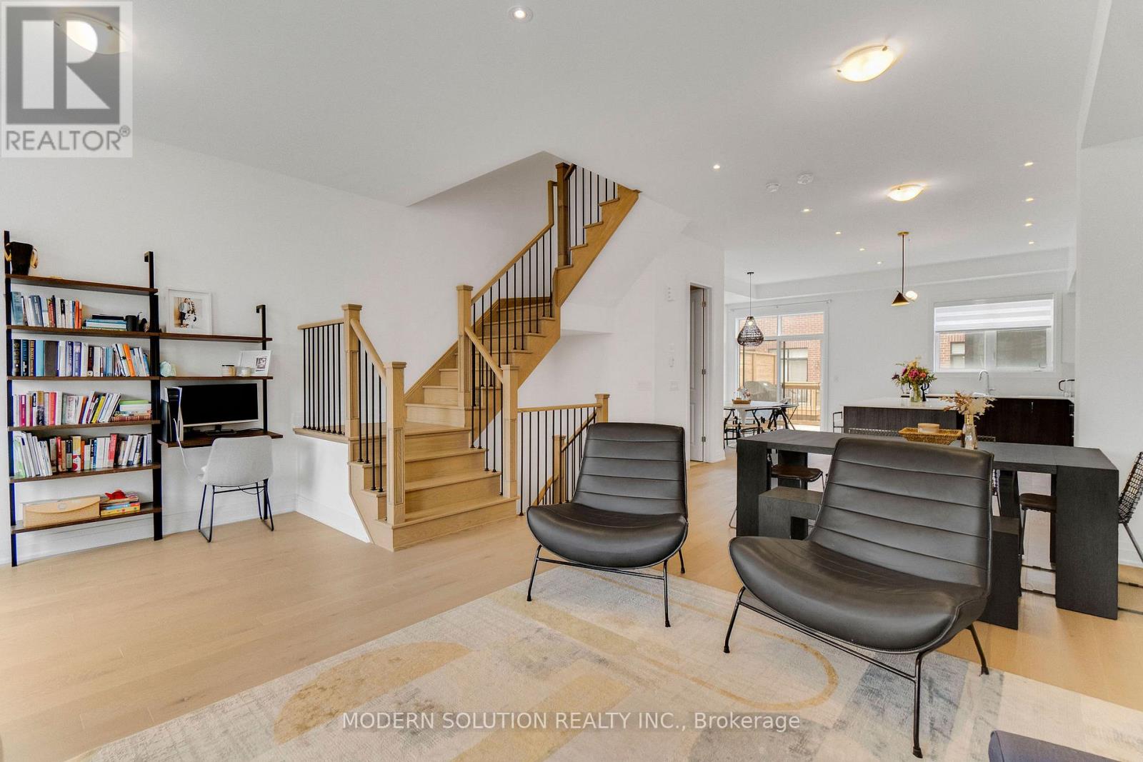 1659 Vellore Crescent, Mississauga, Ontario  L5G 0C3 - Photo 11 - W12922730