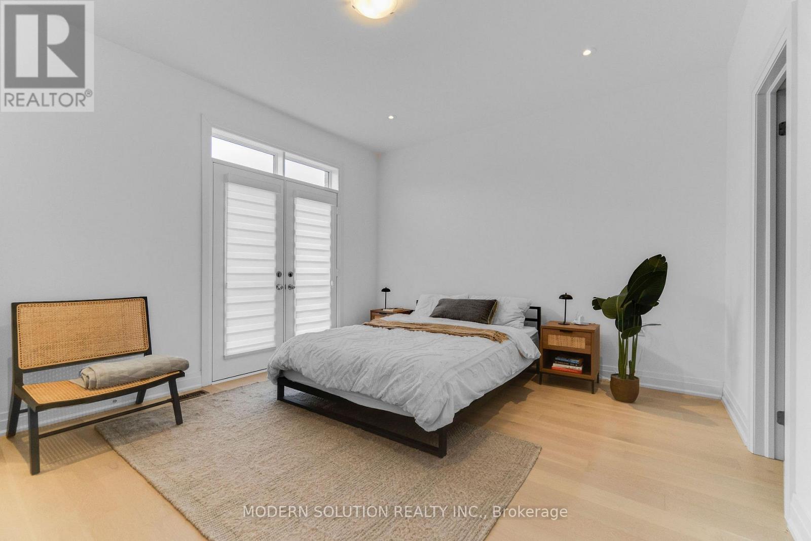 1659 Vellore Crescent, Mississauga, Ontario  L5G 0C3 - Photo 22 - W12922730