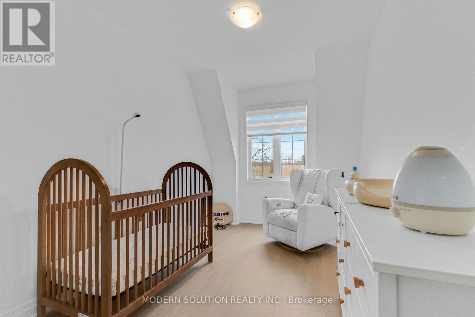 1659 Vellore Crescent, Mississauga, Ontario  L5G 0C3 - Photo 28 - W12922730