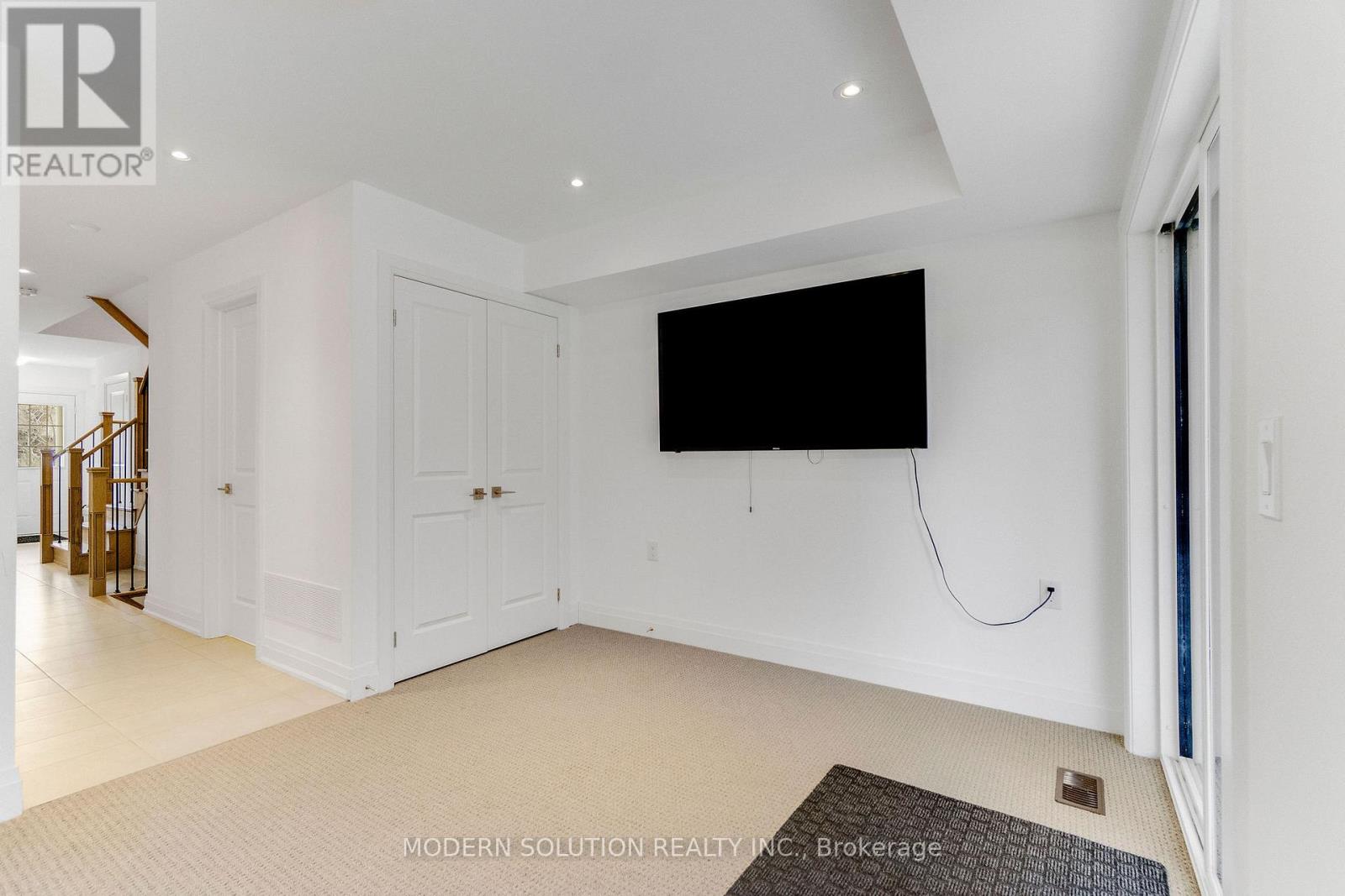 1659 Vellore Crescent, Mississauga, Ontario  L5G 0C3 - Photo 34 - W12922730