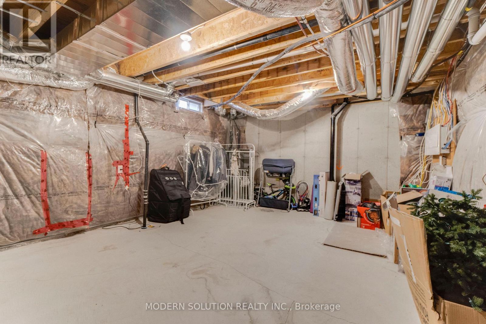 1659 Vellore Crescent, Mississauga, Ontario  L5G 0C3 - Photo 38 - W12922730