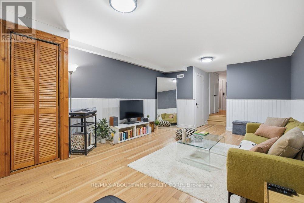 636 - 895 Maple Avenue, Burlington, Ontario  L7S 2H7 - Photo 17 - W12922752