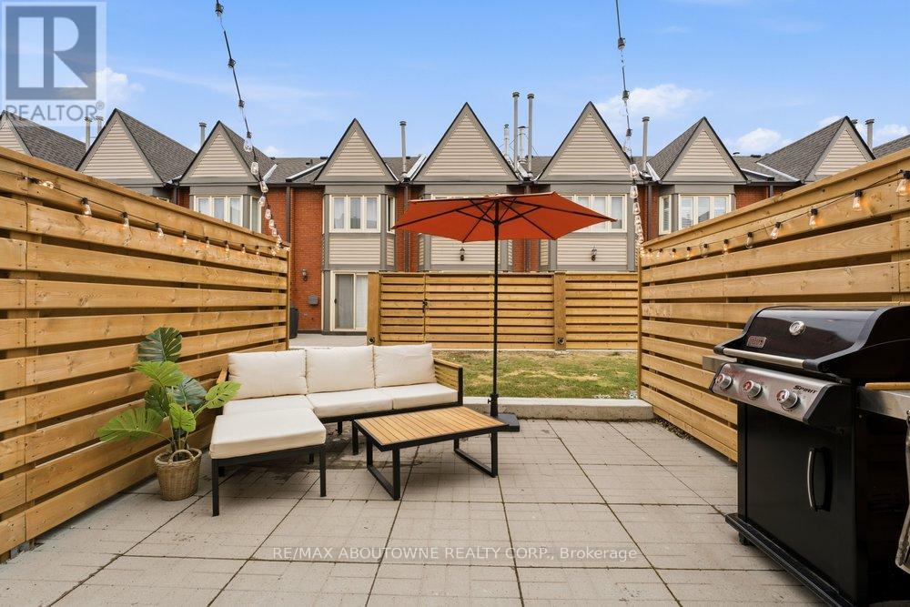 636 - 895 Maple Avenue, Burlington, Ontario  L7S 2H7 - Photo 20 - W12922752