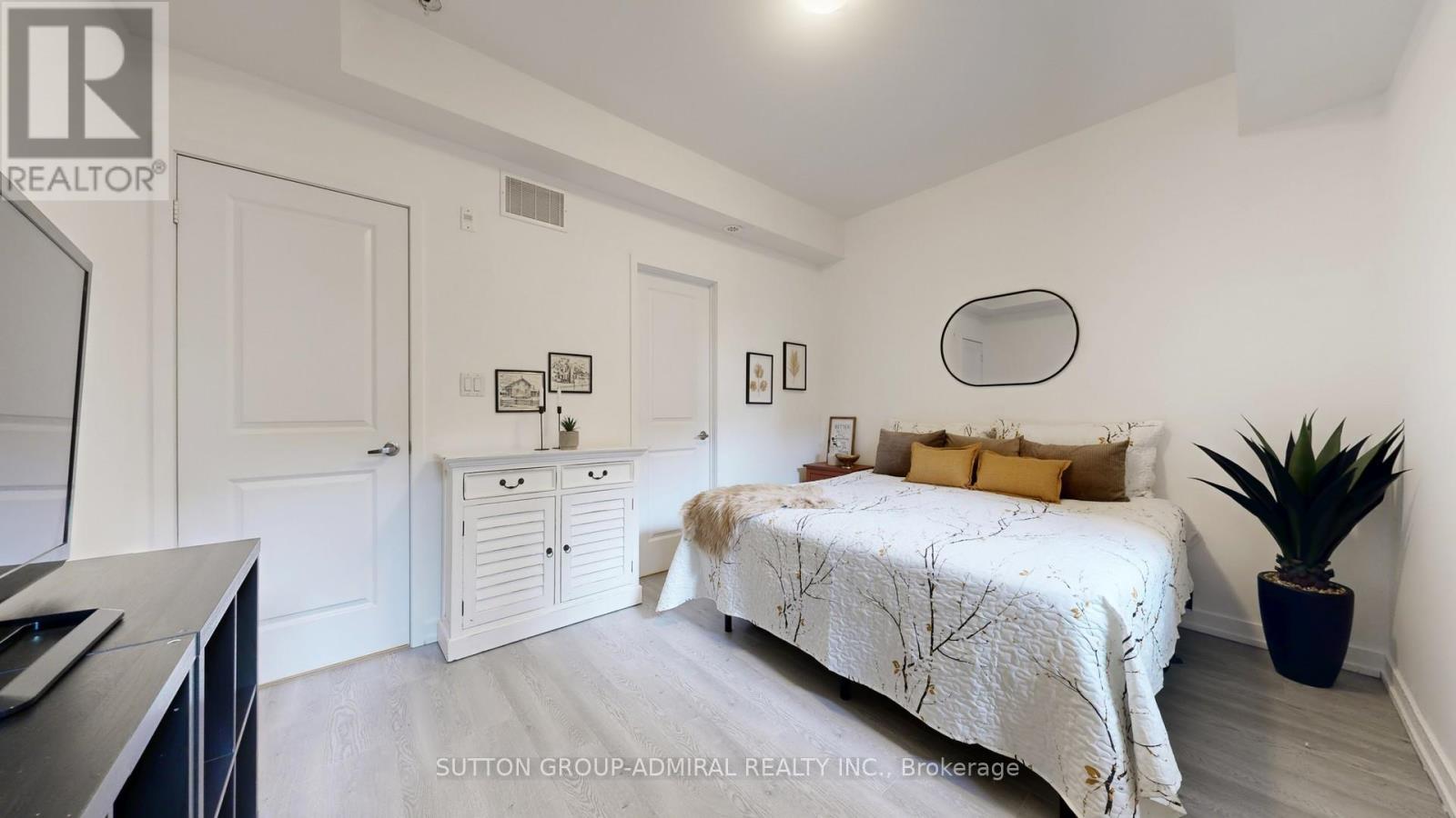 1b - 867 Wilson Avenue, Toronto, Ontario  M3K 0A4 - Photo 15 - W12922758