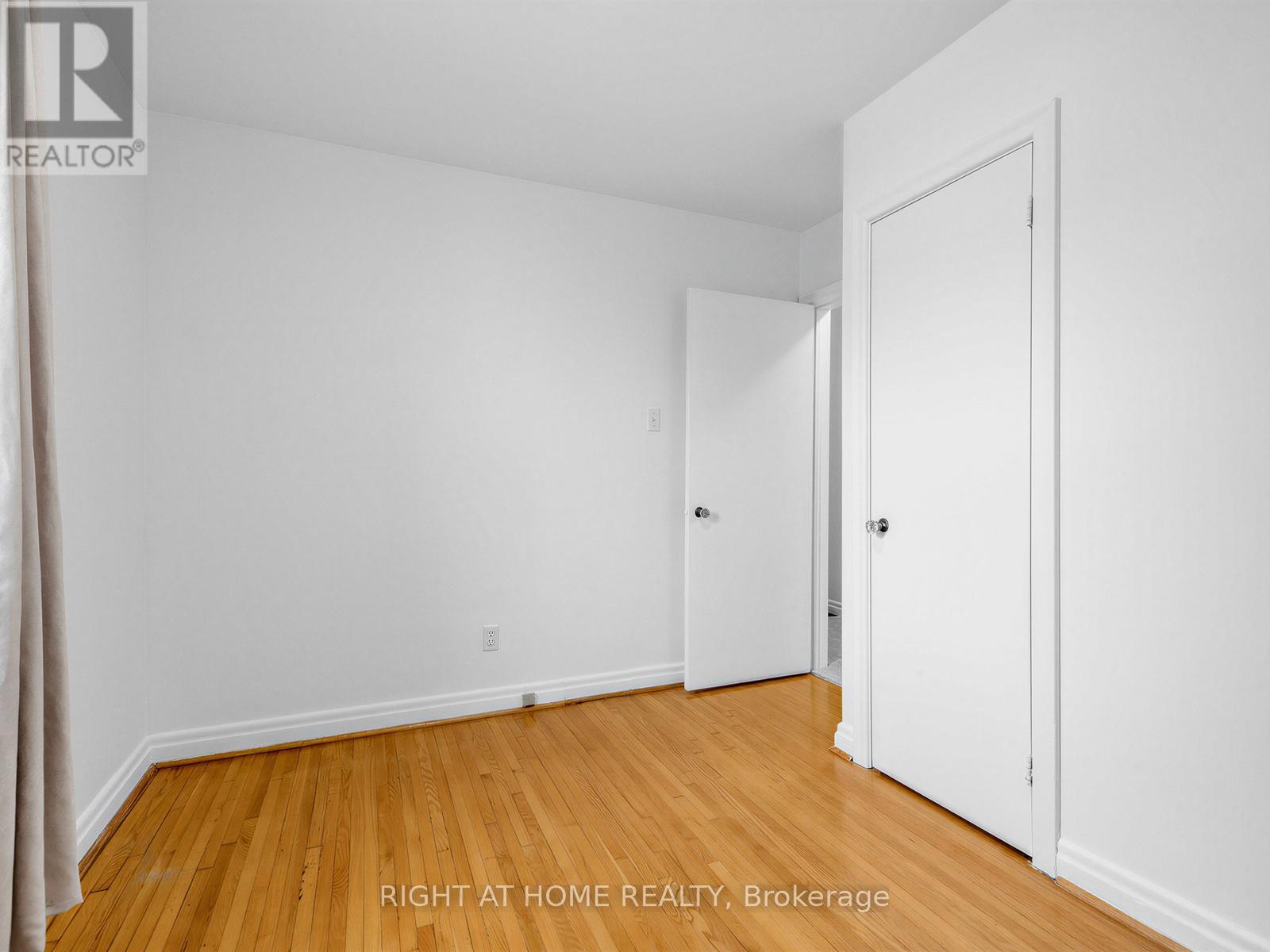 47 Gracefield Avenue, Toronto, Ontario  M6L 1L2 - Photo 14 - W12922762