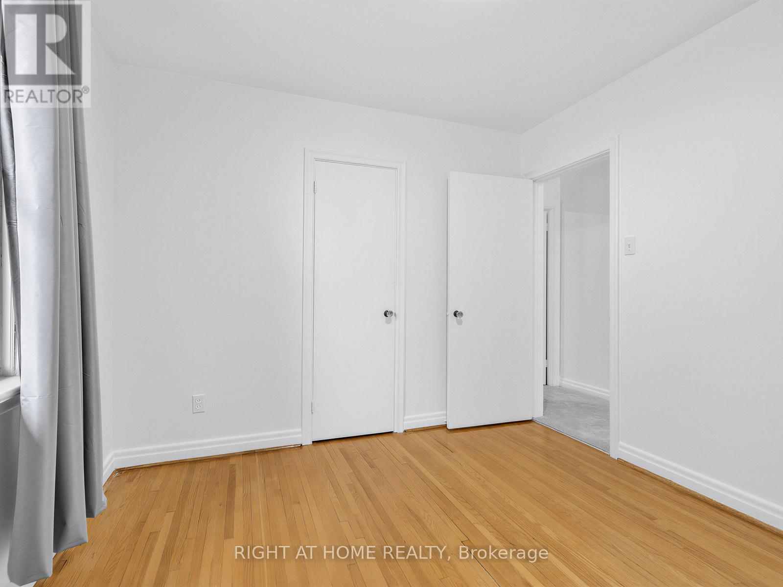 47 Gracefield Avenue, Toronto, Ontario  M6L 1L2 - Photo 17 - W12922762