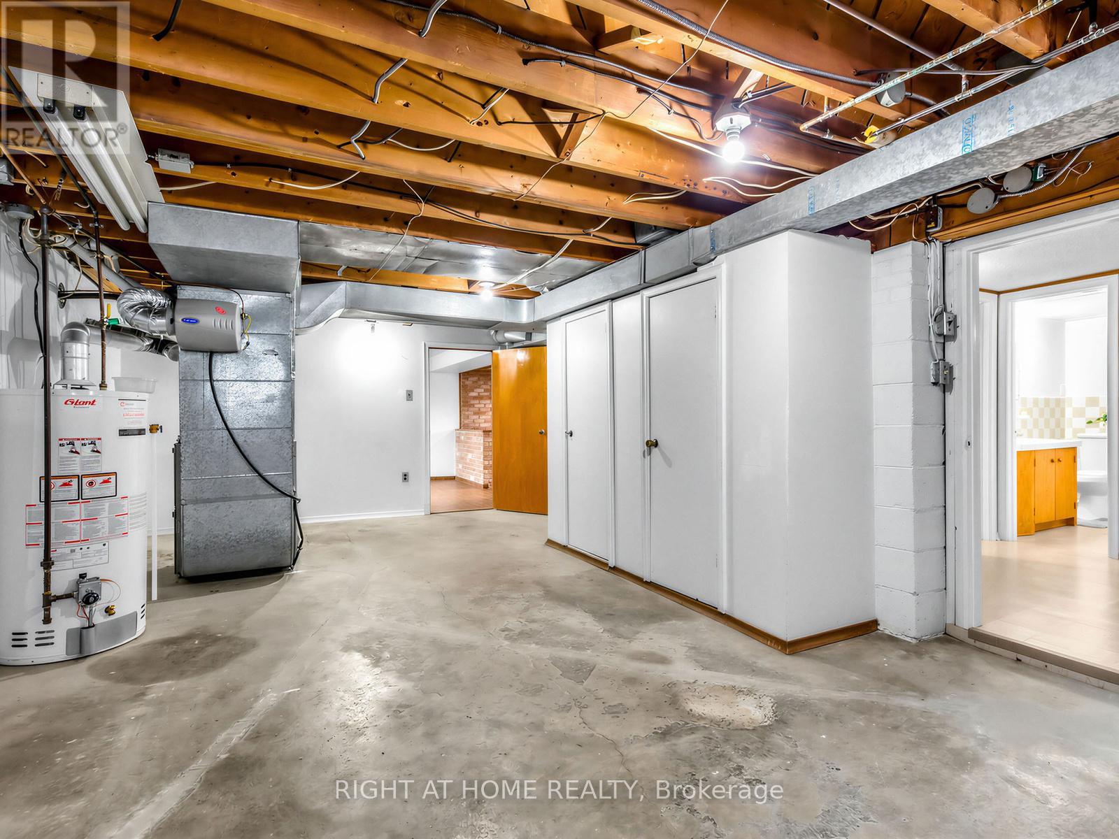 47 Gracefield Avenue, Toronto, Ontario  M6L 1L2 - Photo 37 - W12922762