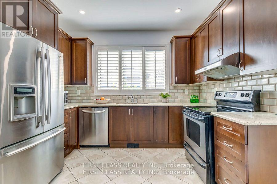 Main - 720 Savoline Boulevard, Milton, Ontario  L9T 0X4 - Photo 10 - W12922786