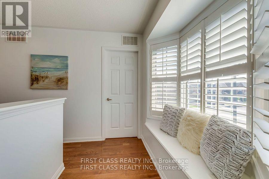 Main - 720 Savoline Boulevard, Milton, Ontario  L9T 0X4 - Photo 15 - W12922786