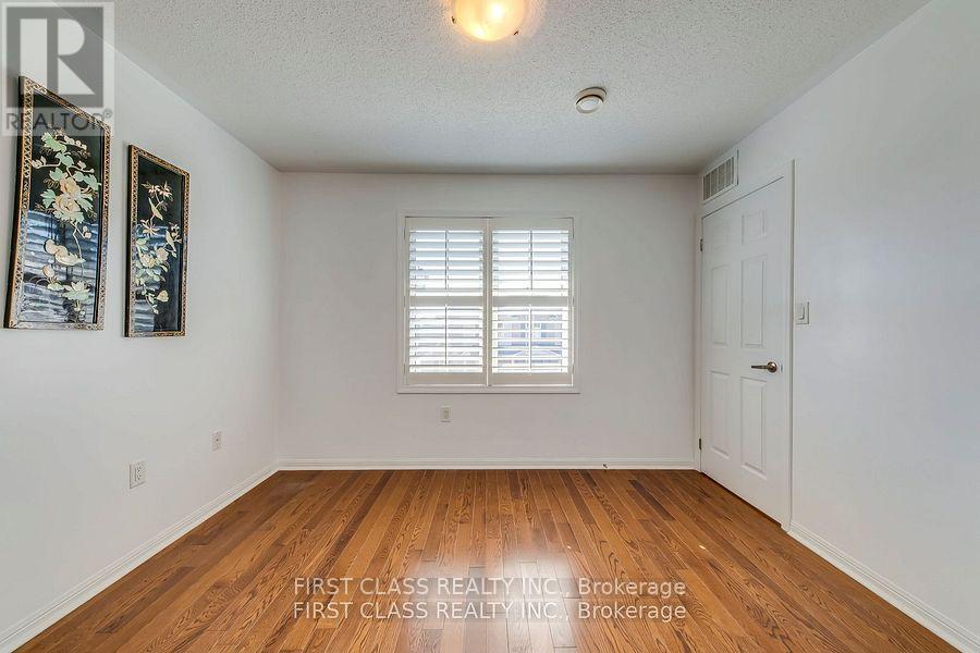 Main - 720 Savoline Boulevard, Milton, Ontario  L9T 0X4 - Photo 20 - W12922786