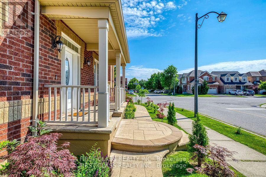 Main - 720 Savoline Boulevard, Milton, Ontario  L9T 0X4 - Photo 3 - W12922786