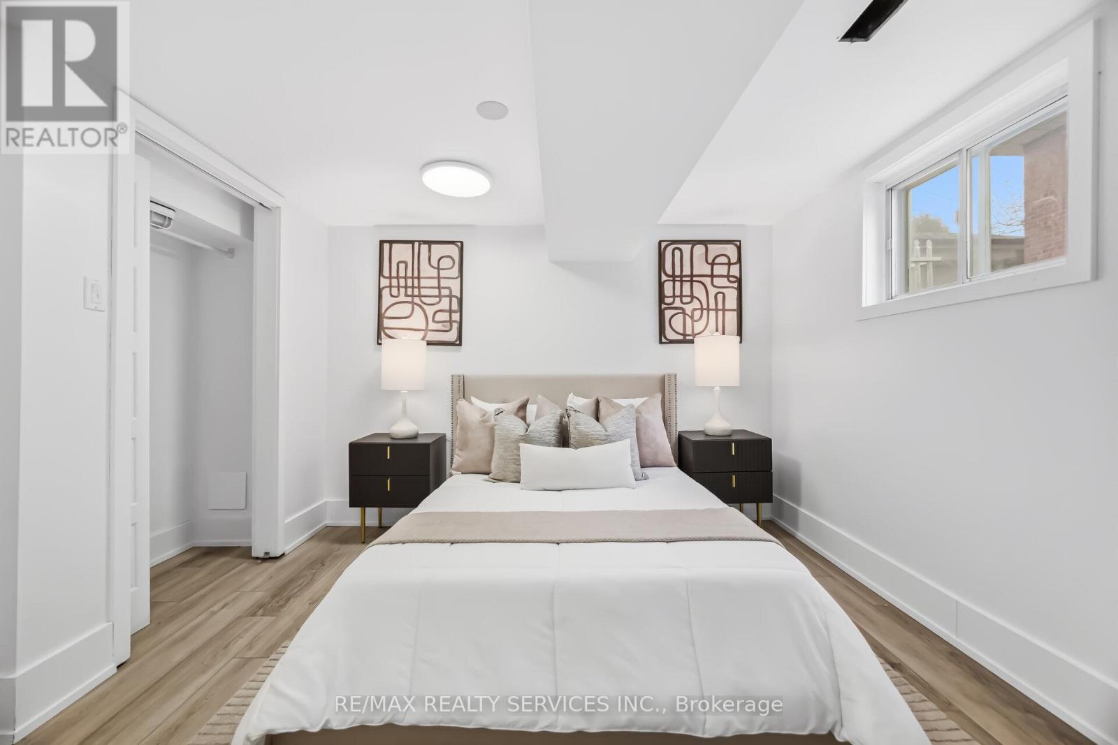 6 Bonnyview Drive, Toronto, Ontario  M8Y 3G6 - Photo 40 - W12922796