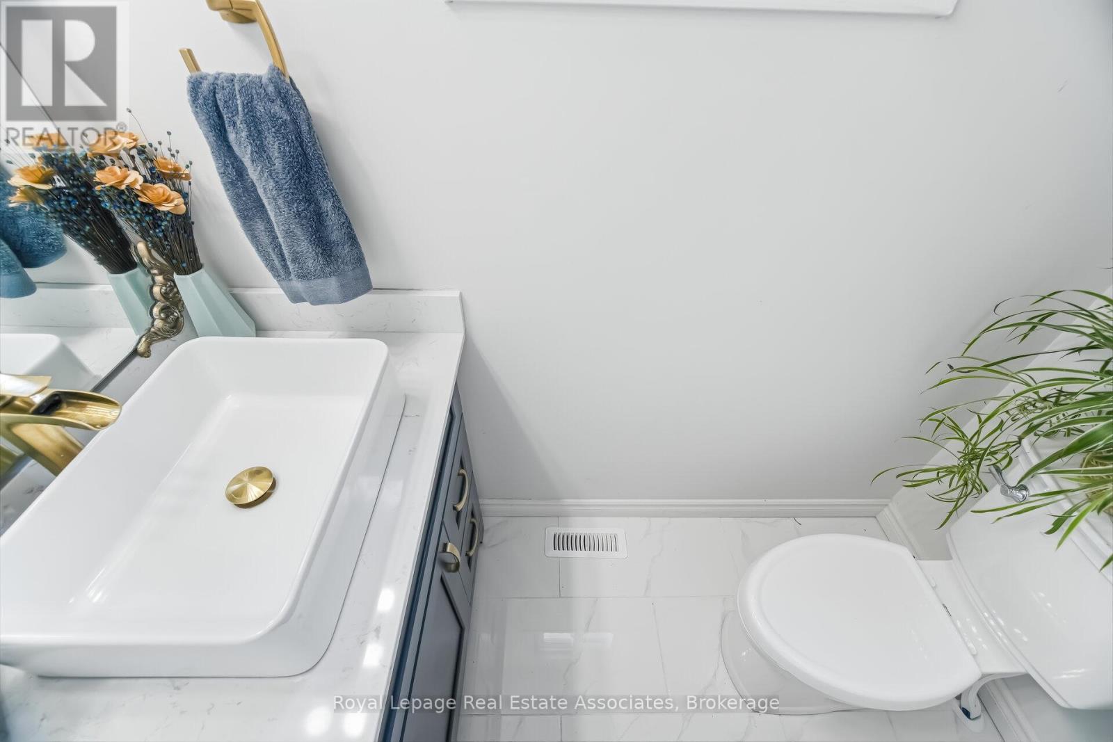 3368 Mainsail Crescent, Mississauga, Ontario  L5L 1H2 - Photo 14 - W12922800