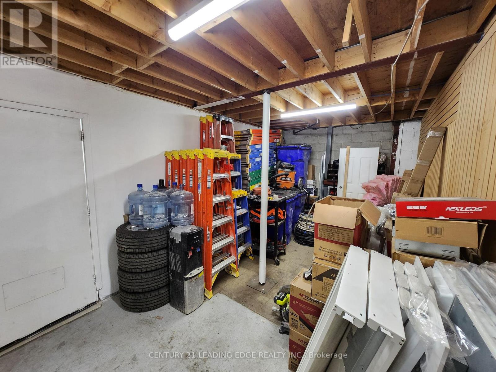 3 - 52 Airview Road, Toronto (West Humber-Clairville), Ontario  M9W 6J3 - Photo 7 - W12922868