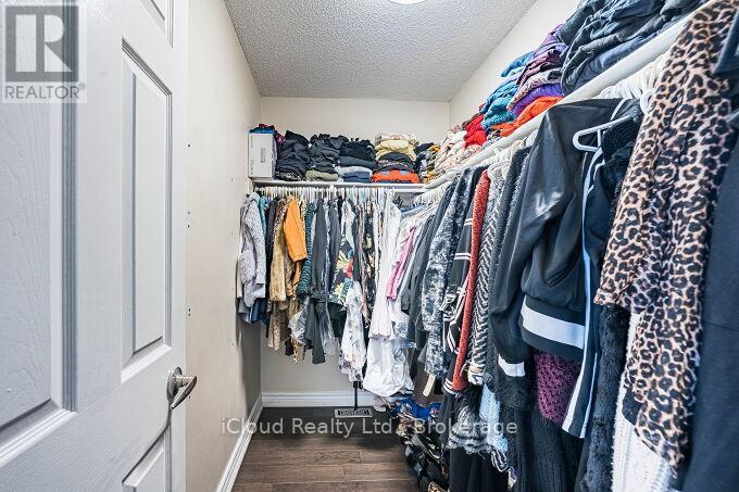 16 - 1100 Queens Avenue, Oakville, Ontario  L6H 2B5 - Photo 21 - W12922870