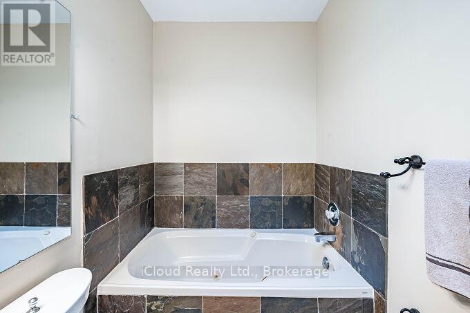 16 - 1100 Queens Avenue, Oakville, Ontario  L6H 2B5 - Photo 24 - W12922870