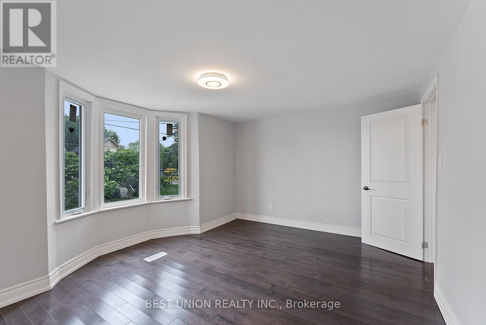 15 Burlington Street, Toronto, Ontario M8V 2L1 - Photo 15 - W12922880