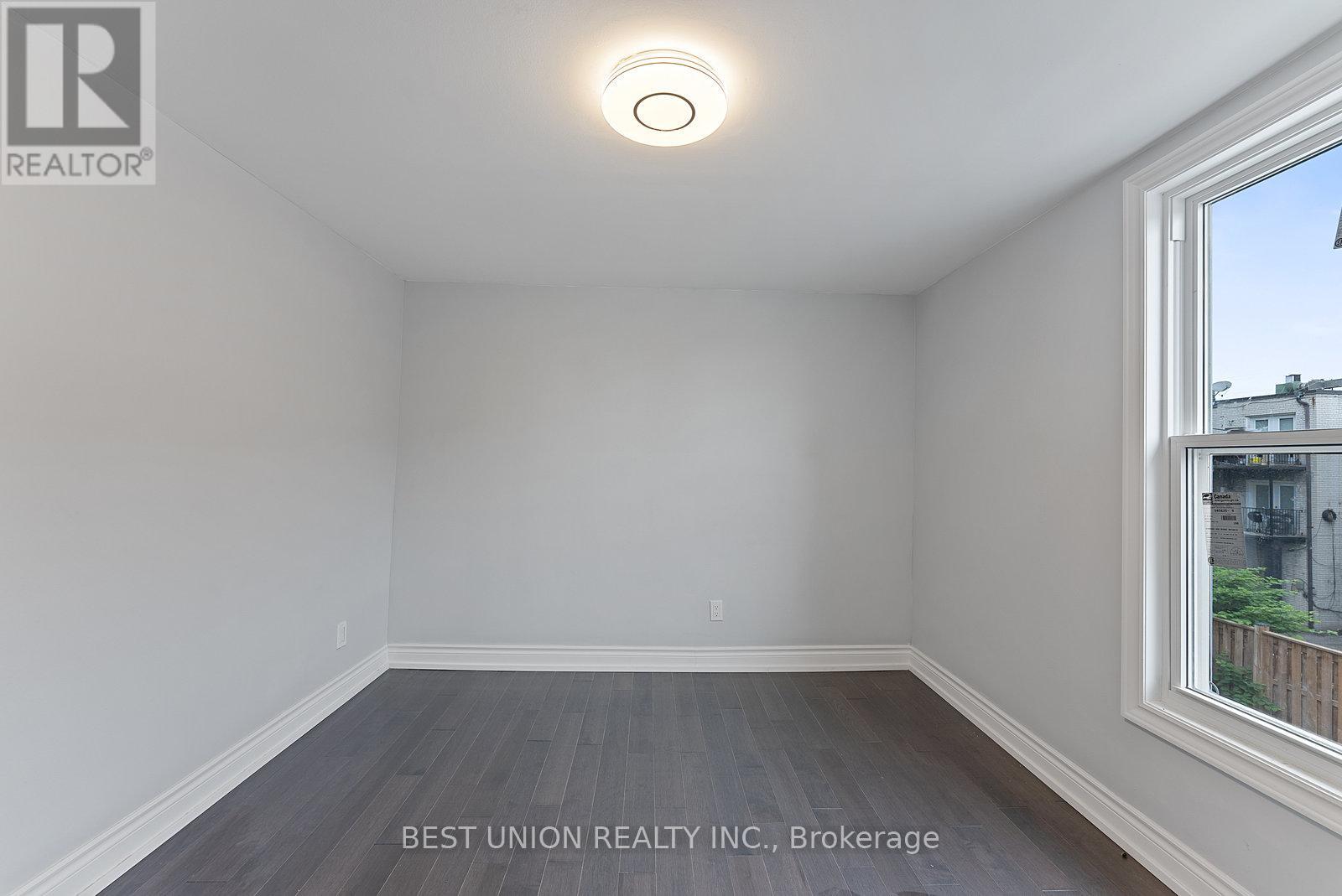 15 Burlington Street, Toronto, Ontario M8V 2L1 - Photo 17 - W12922880