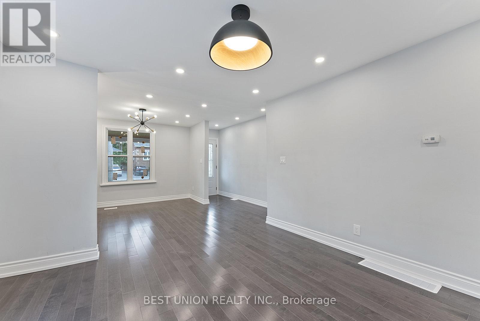 15 Burlington Street, Toronto, Ontario M8V 2L1 - Photo 7 - W12922880