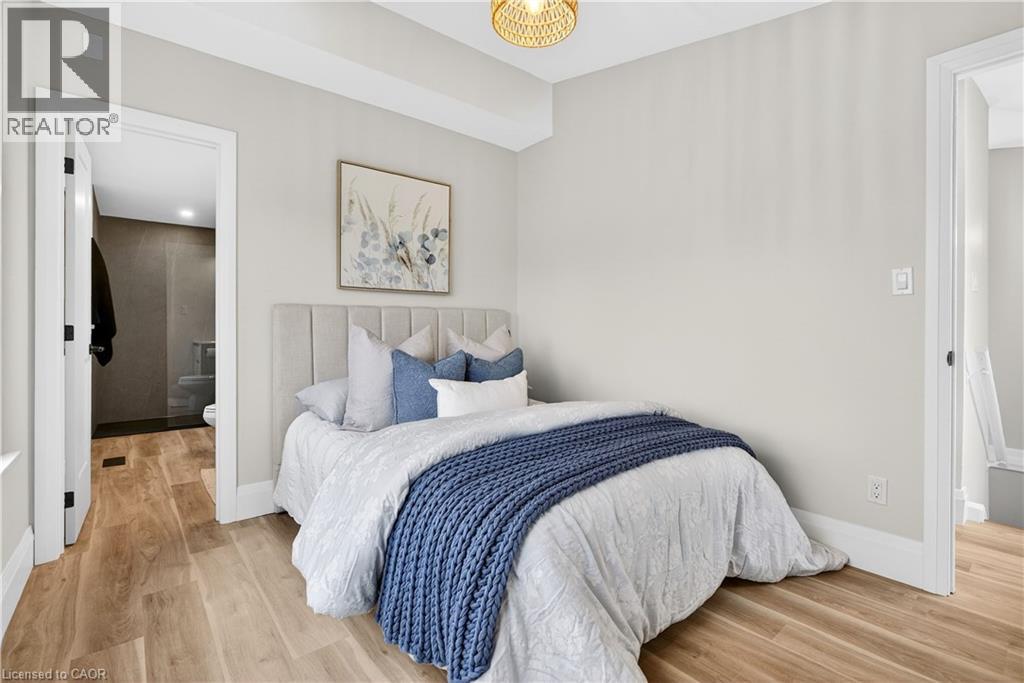 330 East 15th Street, Hamilton, Ontario  L9A 4G5 - Photo 28 - 40814842