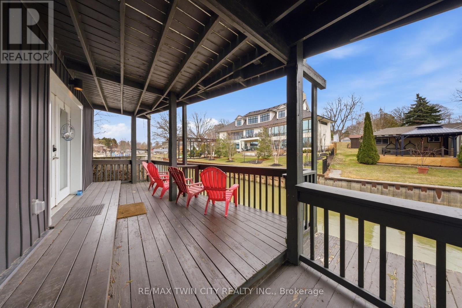 52 River Drive, Norfolk (Port Dover), Ontario  N0A 1N7 - Photo 12 - X12922738