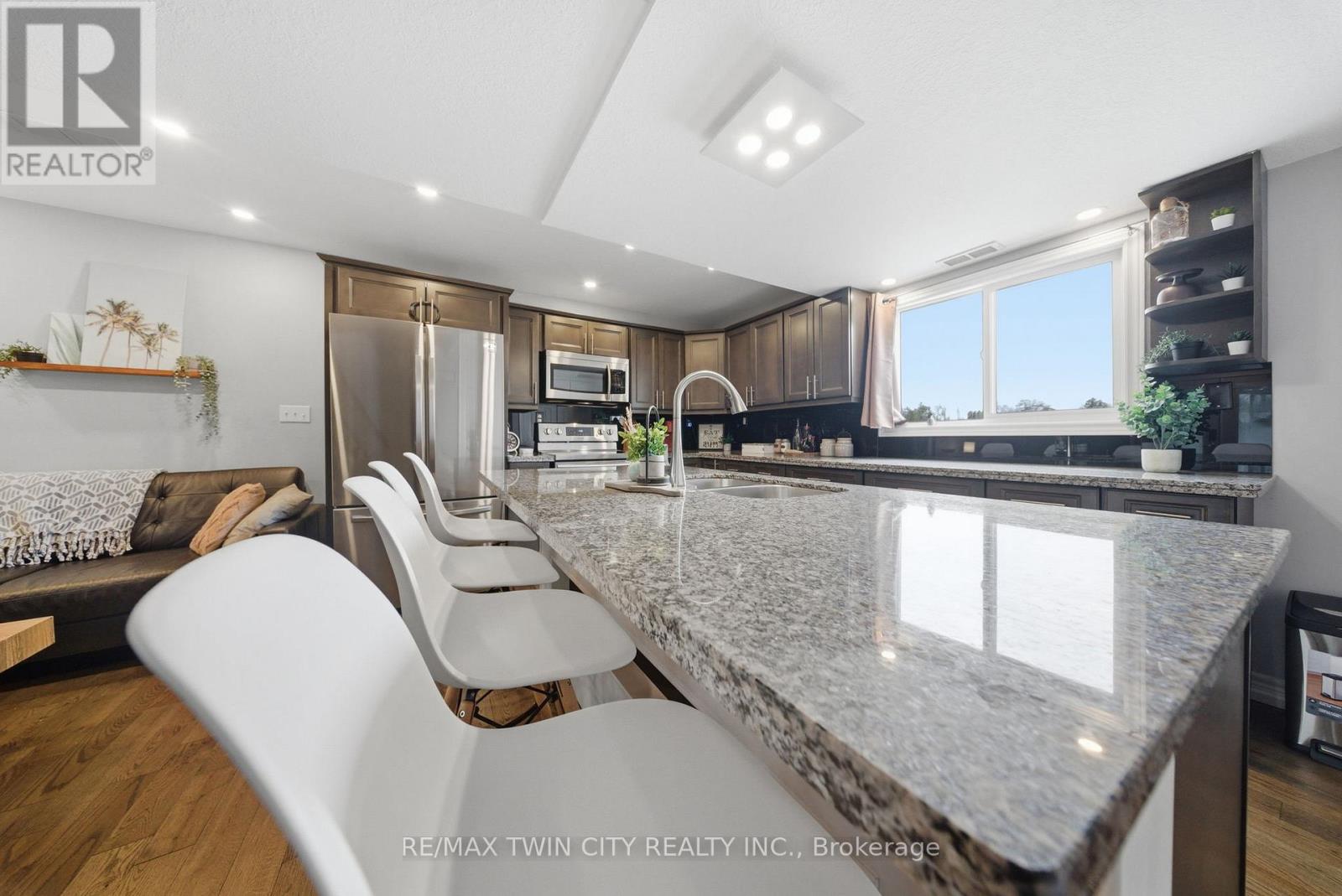 52 River Drive, Norfolk (Port Dover), Ontario  N0A 1N7 - Photo 20 - X12922738