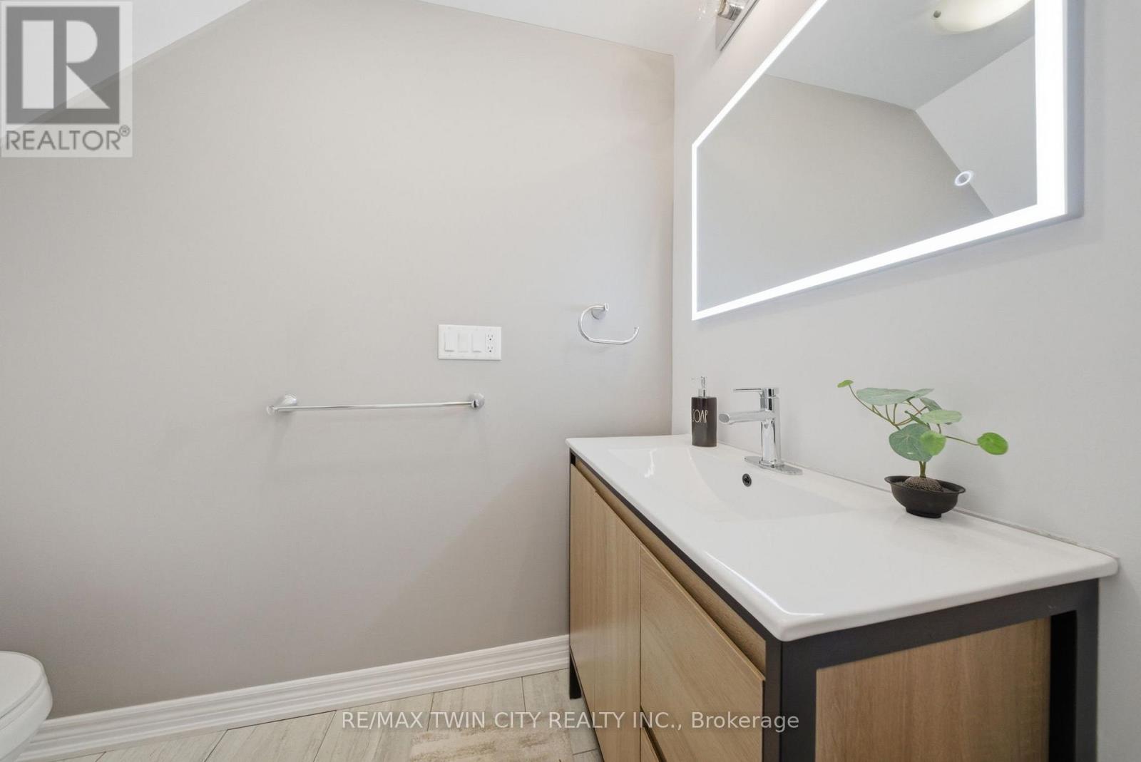 52 River Drive, Norfolk (Port Dover), Ontario  N0A 1N7 - Photo 23 - X12922738