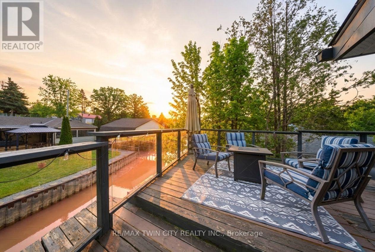 52 River Drive, Norfolk (Port Dover), Ontario  N0A 1N7 - Photo 32 - X12922738