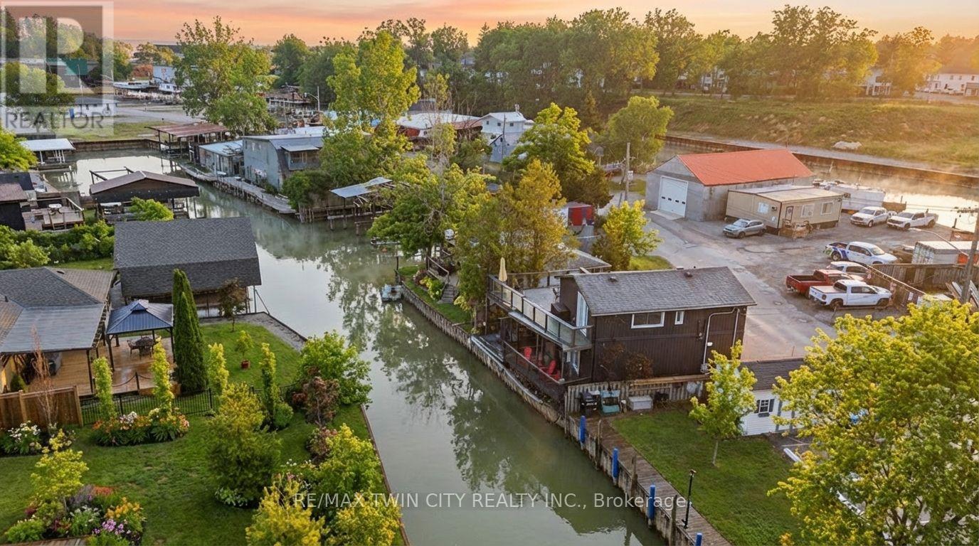 52 River Drive, Norfolk (Port Dover), Ontario  N0A 1N7 - Photo 35 - X12922738