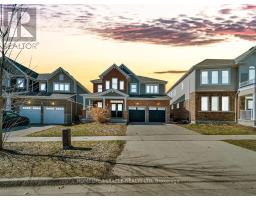 52 COMPASS TRAIL, Cambridge, Ontario