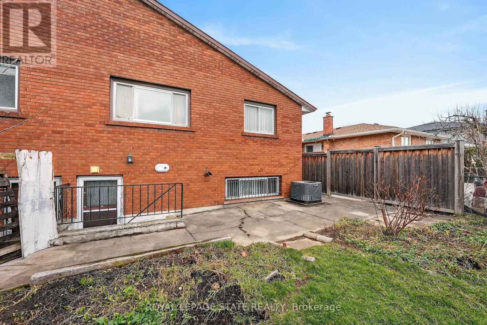 358 Federal Street, Hamilton, Ontario  L8E 2B5 - Photo 29 - X12922850