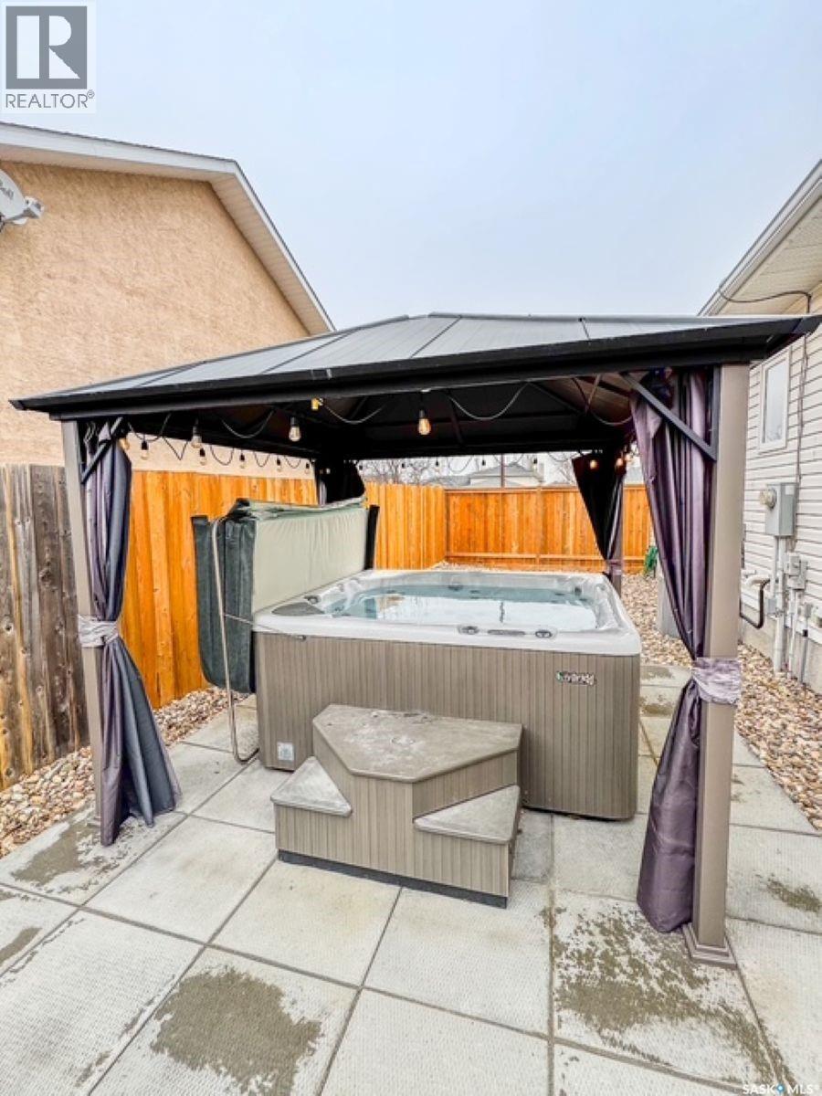 520 Palliser Drive, Swift Current, Saskatchewan  S9H 5C5 - Photo 17 - SK031353