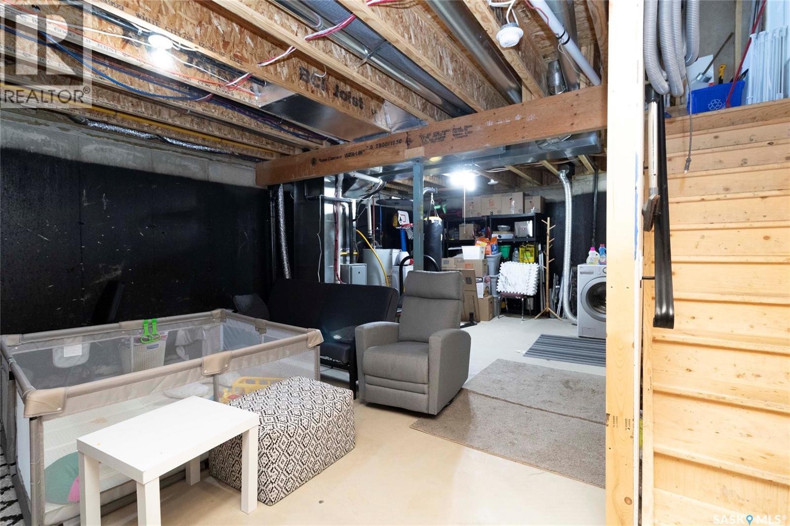 125 135 Ashworth Crescent, Saskatoon, Saskatchewan  S7T 0N1 - Photo 26 - SK031061