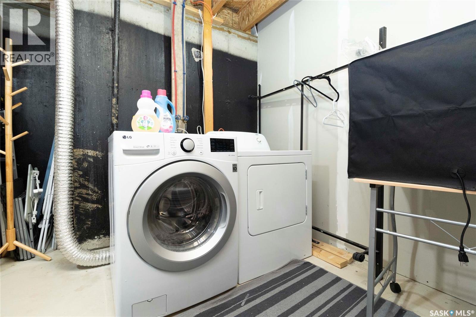 125 135 Ashworth Crescent, Saskatoon, Saskatchewan  S7T 0N1 - Photo 27 - SK031061