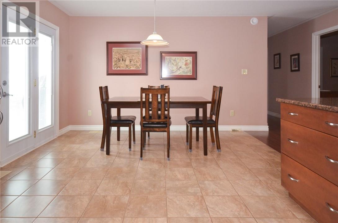 194 Springhill Drive, Garson, Ontario  P3L 0A7 - Photo 7 - 2126910