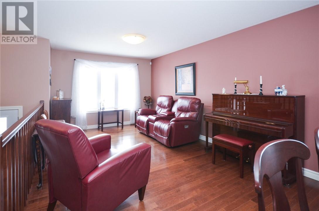 194 Springhill Drive, Garson, Ontario  P3L 0A7 - Photo 8 - 2126910