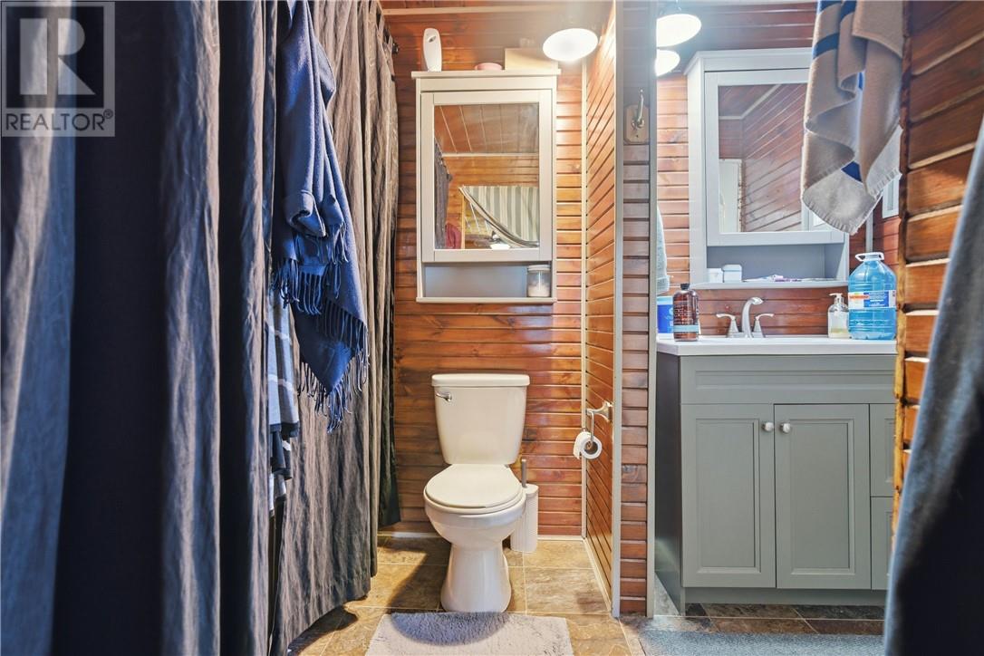 11 Rutland Avenue, Warren, Ontario  P0H 2N0 - Photo 12 - 2126925