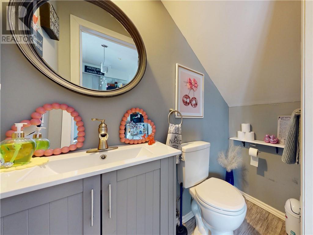 1 Eleanor Street, Gore Bay, Ontario  P0P 1H0 - Photo 23 - 2126854