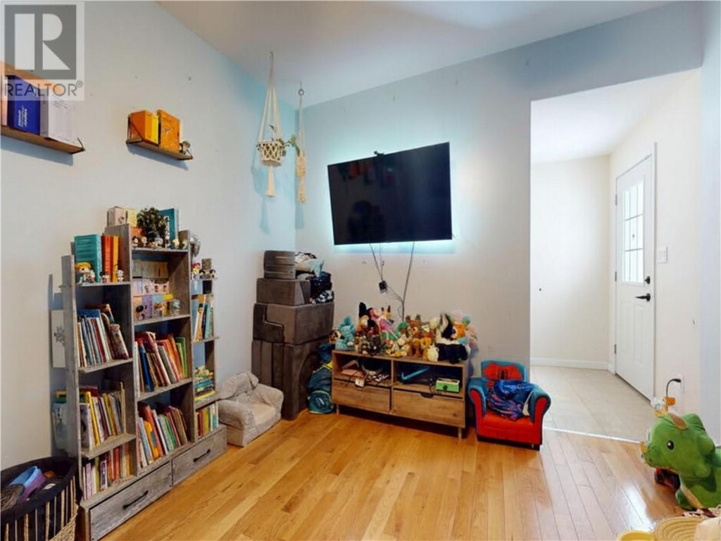 1 Eleanor Street, Gore Bay, Ontario  P0P 1H0 - Photo 31 - 2126854