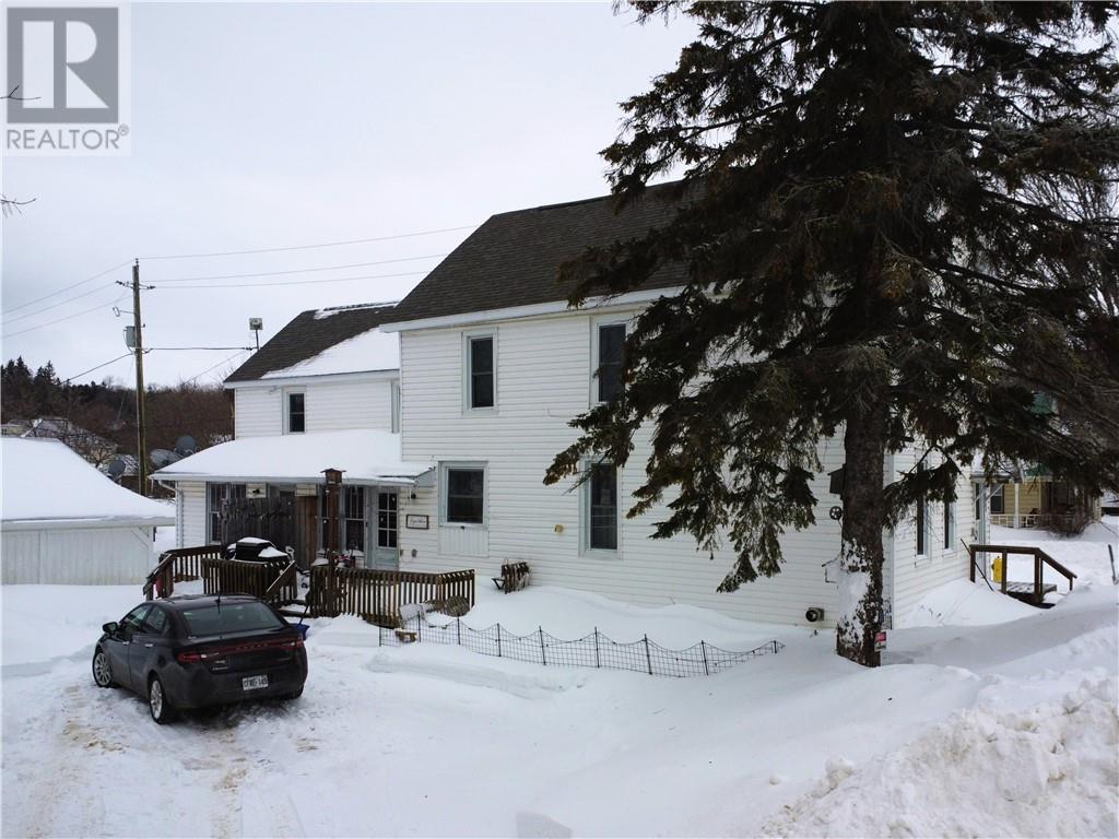 1 Eleanor Street, Gore Bay, Ontario  P0P 1H0 - Photo 4 - 2126854