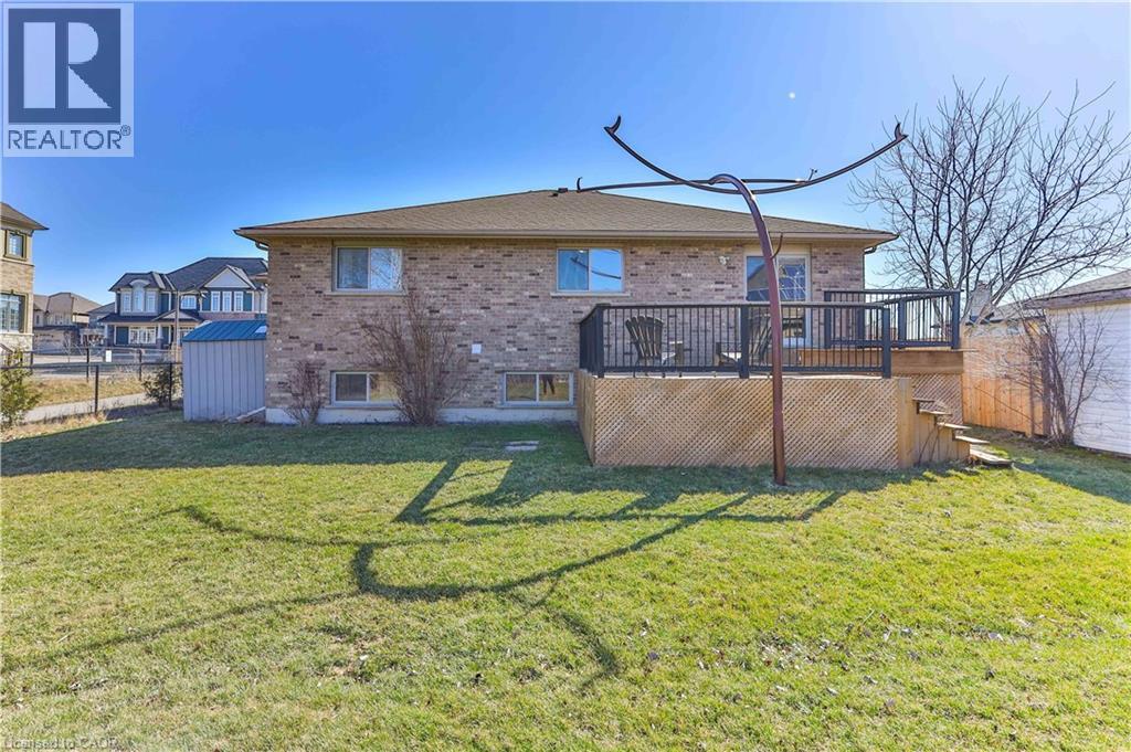 98 Thomas Avenue, Brantford, Ontario  N3S 7V4 - Photo 5 - 40815263