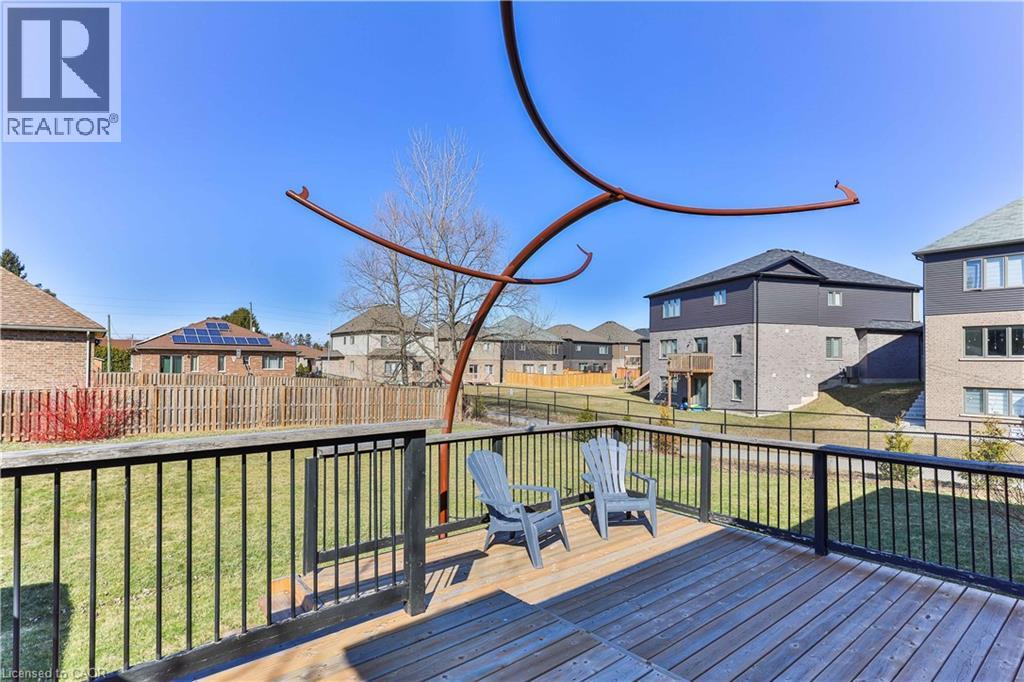 98 Thomas Avenue, Brantford, Ontario  N3S 7V4 - Photo 8 - 40815263