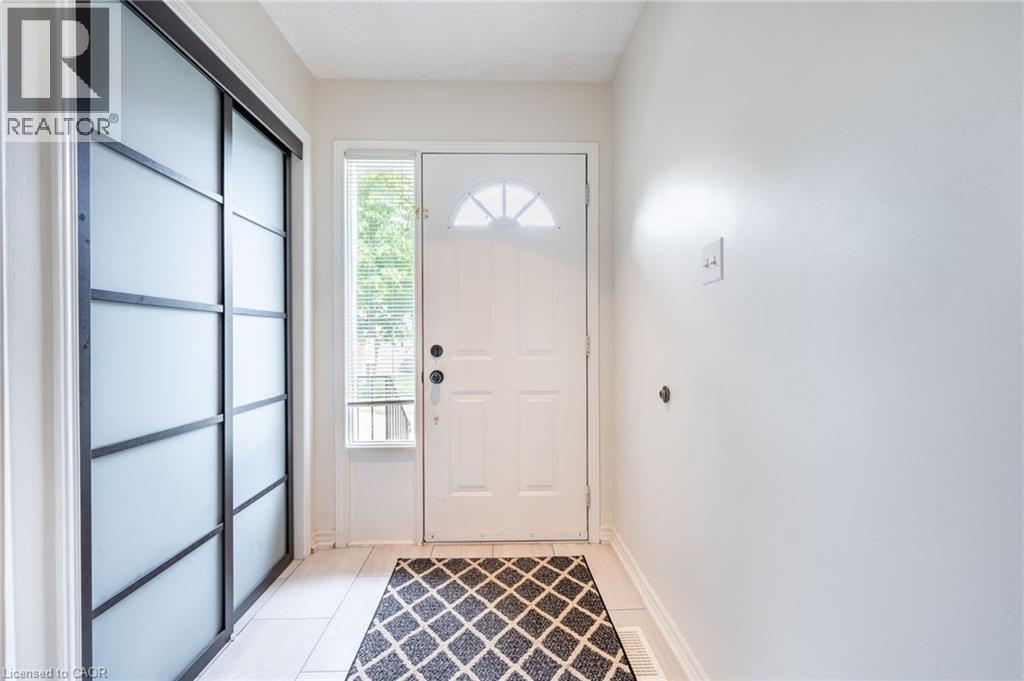 100 Vineberg Drive Unit# 24, Hamilton, Ontario  L8W 3X4 - Photo 3 - 40815247