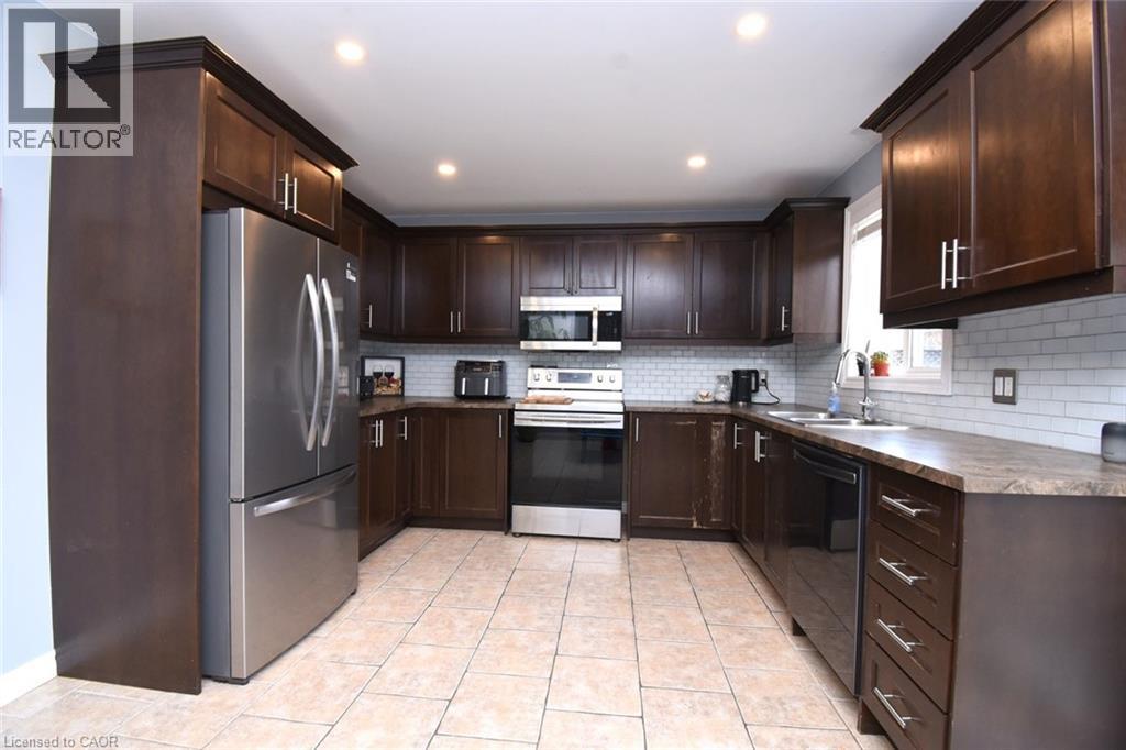 16 Midanbury Way, Mount Hope, Ontario  L0R 1W0 - Photo 13 - 40814640