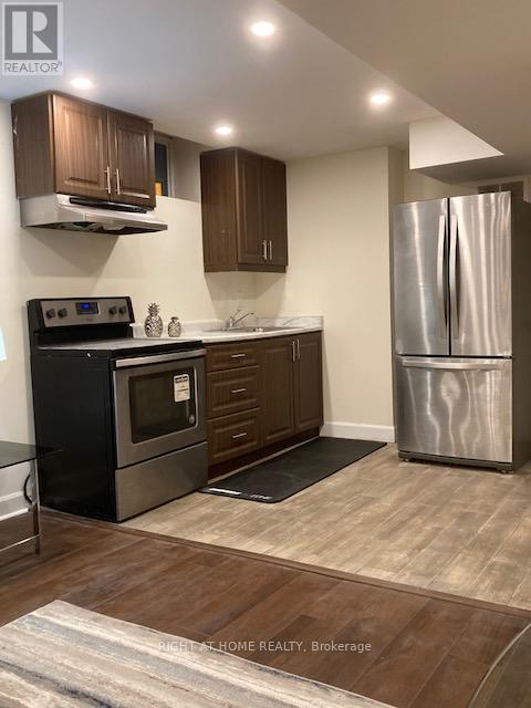 Bsmnt - 2064 Glenada Crescent, Oakville, Ontario  L6H 4M2 - Photo 6 - W12753510