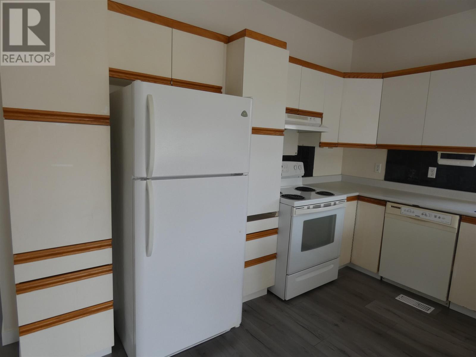 162 Kenogami Rd, Longlac, Ontario  P0T 2A0 - Photo 8 - TB242298