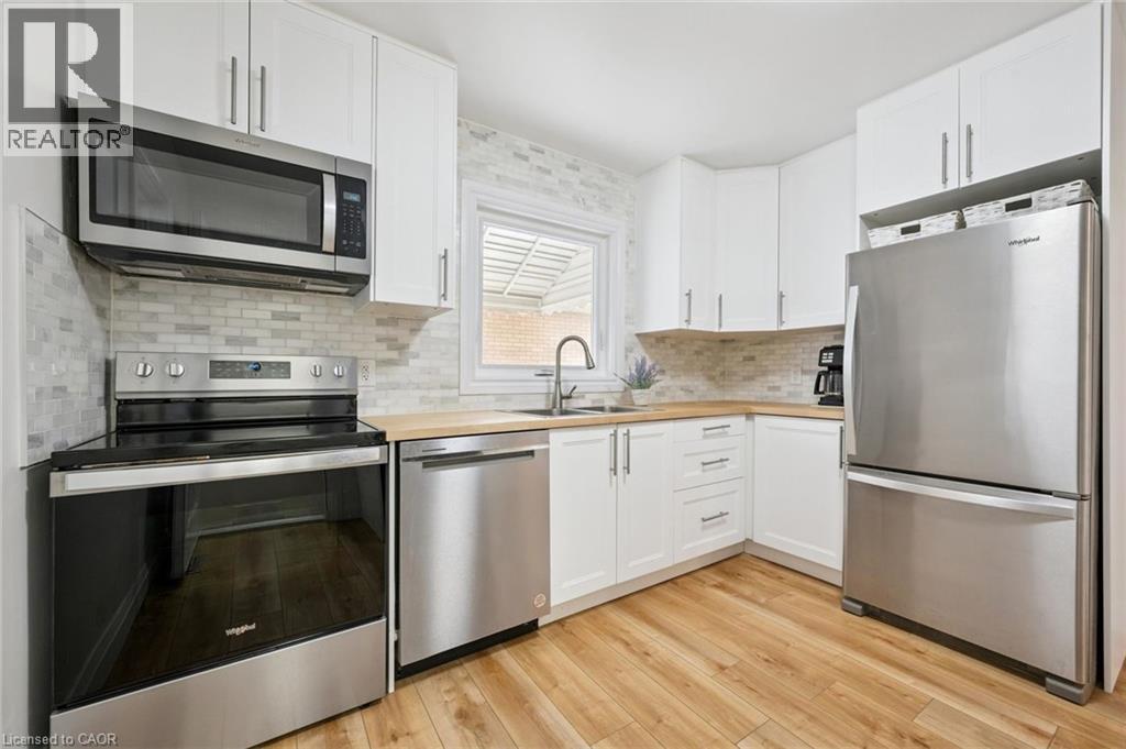 699 Frederick Street, Kitchener, Ontario  N2B 2B3 - Photo 12 - 40815078