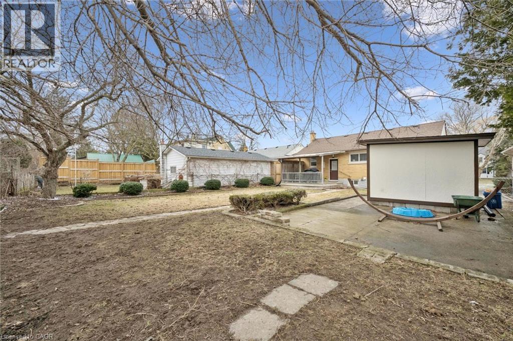 699 Frederick Street, Kitchener, Ontario  N2B 2B3 - Photo 39 - 40815078