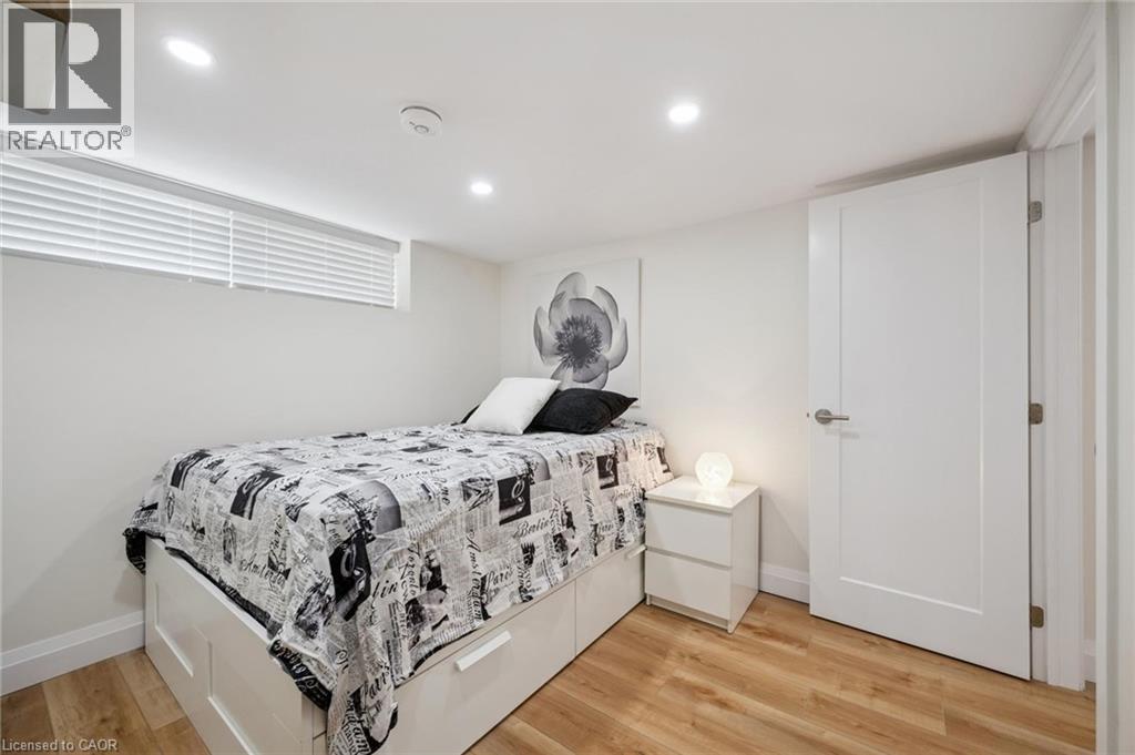 699 Frederick Street, Kitchener, Ontario  N2B 2B3 - Photo 25 - 40815078