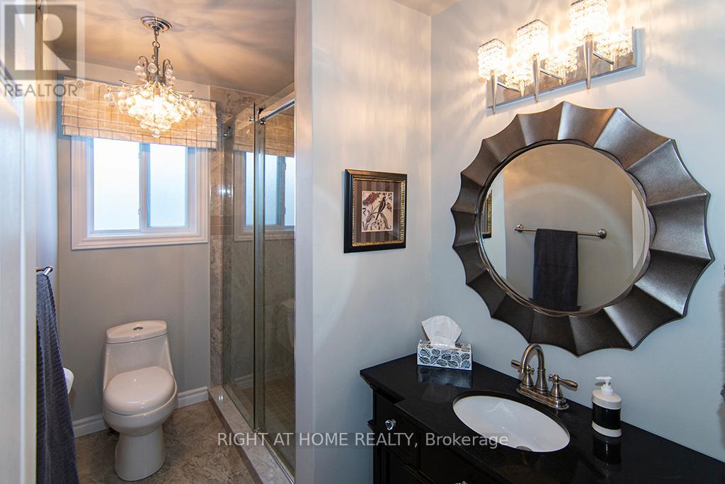 156 Gracehill Crescent, Hamilton, Ontario  L8B 1A5 - Photo 9 - X12750926